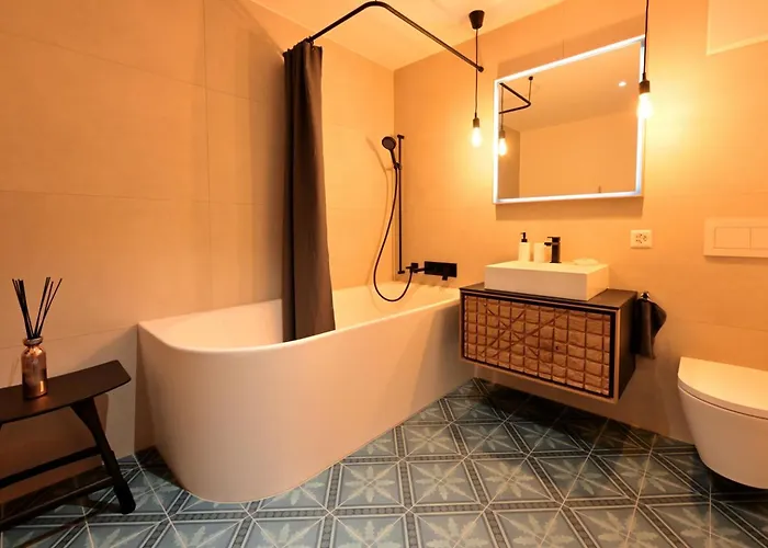 Marmotta * ארוזה